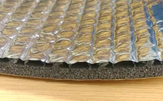 Customized Waterproof Multi Layer Foil Insulation Excellent Performance Metalized Pet Film Bubble Foam Thermal Insulation Material for Building / Roofing /Wall